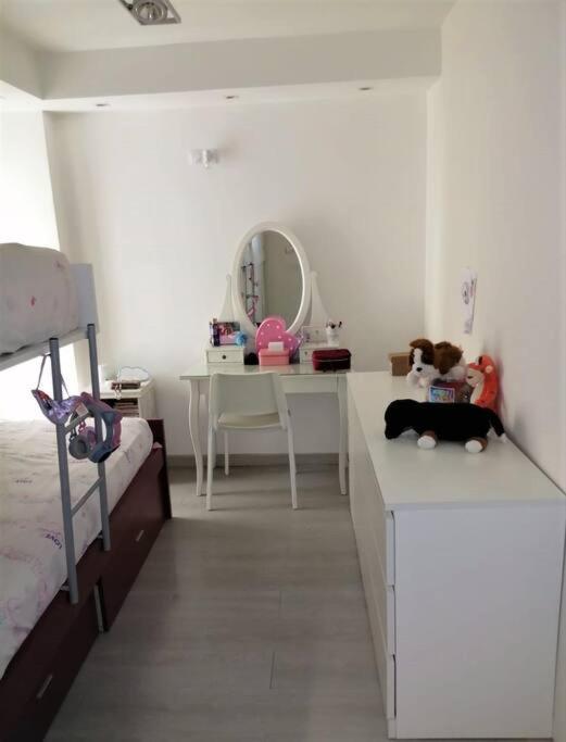 Apartamento Centro Rambla Alicante A Exterior photo